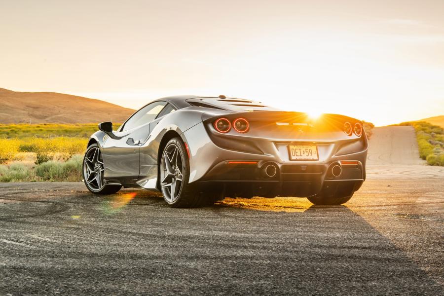  Ferrari F8 Tributo 2020 года  (NA) (фото 11 из 25)